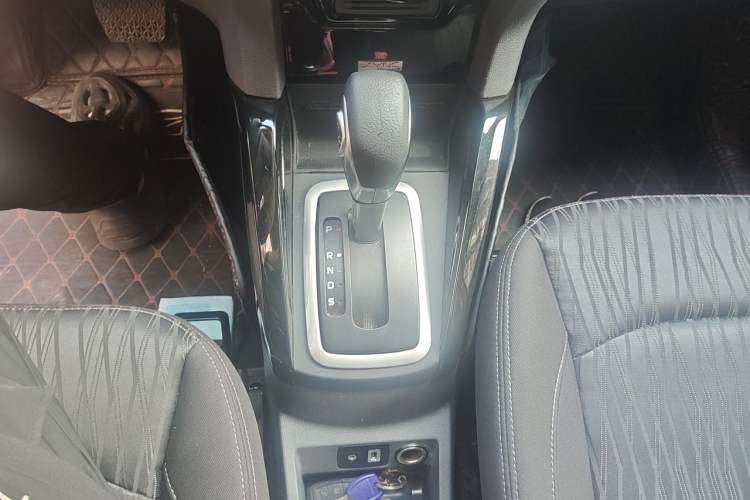 Used Ford EcoSport 2013 1.5L Automatic Prestige Model Gear Lever