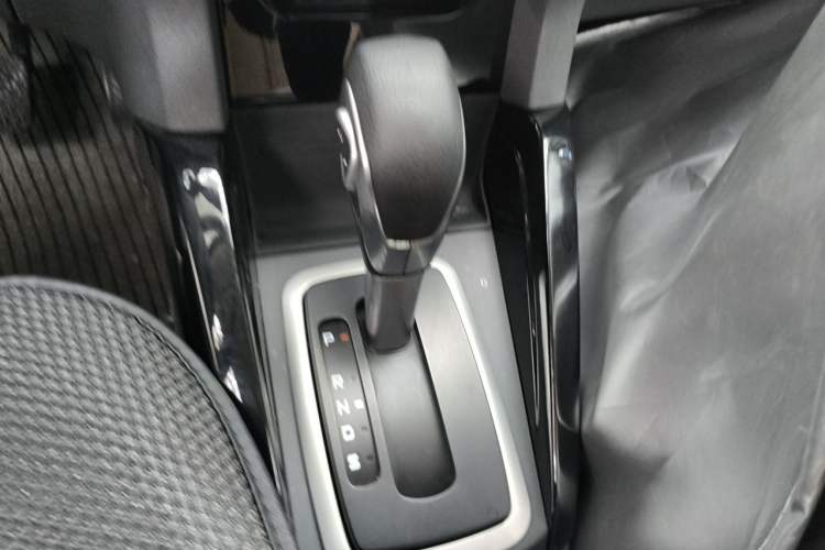 Used Ford EcoSport 2013 1.5L Automatic Fashion Model Gear Lever