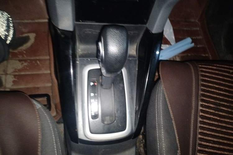 Used Ford EcoSport 2013 1.5L Automatic Fashion Model Gear Lever