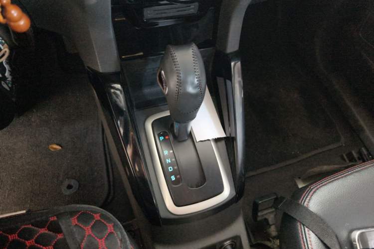 Used Ford EcoSport 2013 1.5L Automatic Fashion Model Gear Lever