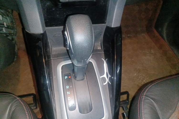 Used Ford EcoSport 2013 1.5L Automatic Prestige Model Gear Lever