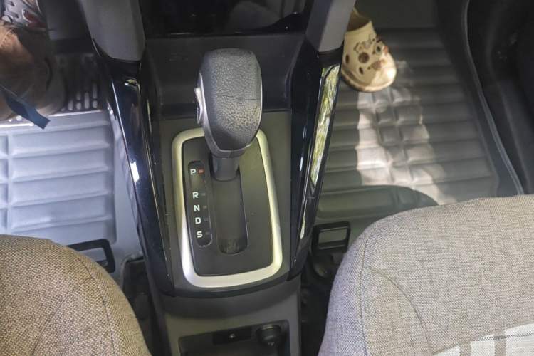 Used Ford EcoSport 2013 1.5L Automatic Fashion Model Gear Lever