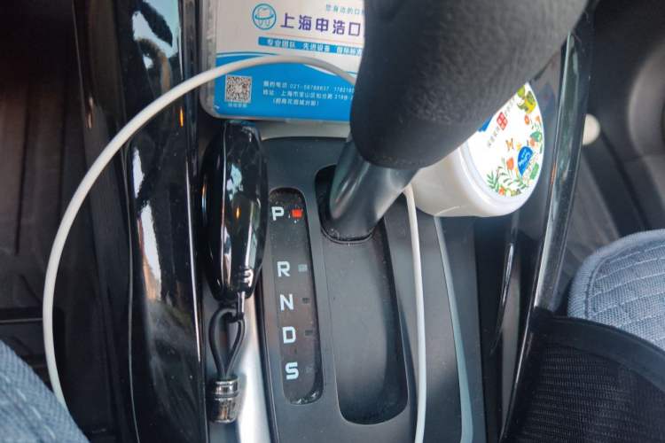 Used Ford EcoSport 2013 1.5L Automatic Prestige Model Gear Lever