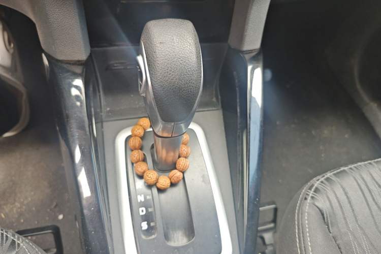 Used Ford EcoSport 2013 1.5L Automatic Prestige Model Gear Lever