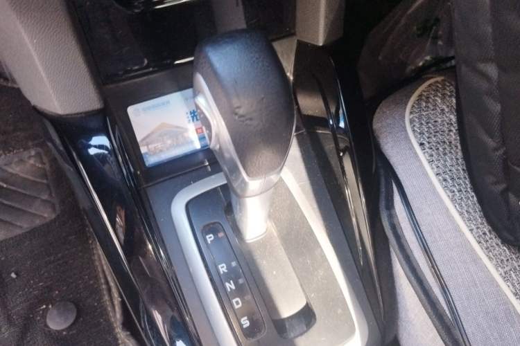 Used Ford EcoSport 2013 1.5L Automatic Fashion Model Gear Lever