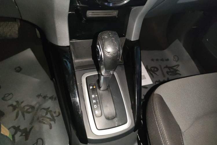 Used Ford EcoSport 2013 1.5L Automatic Fashion Model Gear Lever