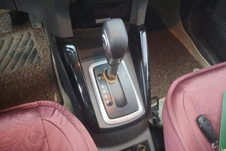 Used Ford EcoSport 2013 1.5L Automatic Prestige Model Gear Lever
