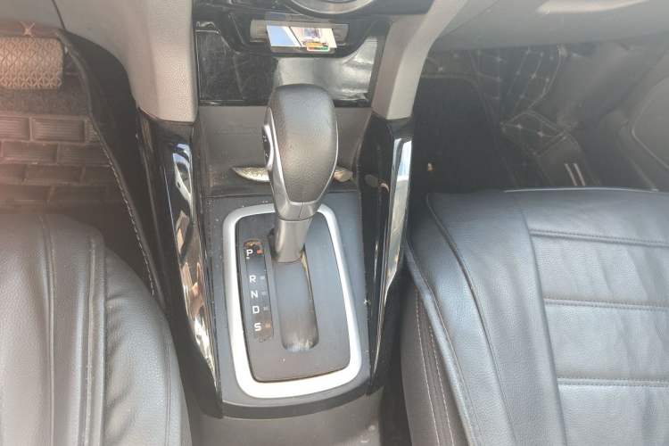 Used Ford EcoSport 2013 1.5L Automatic Fashion Model Gear Lever