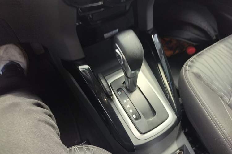 Used Ford EcoSport 2013 1.5L Automatic Prestige Model Gear Lever