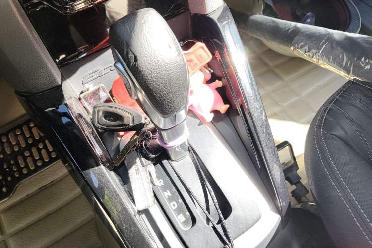 Used Ford EcoSport 2013 1.5L Automatic Prestige Model Gear Lever