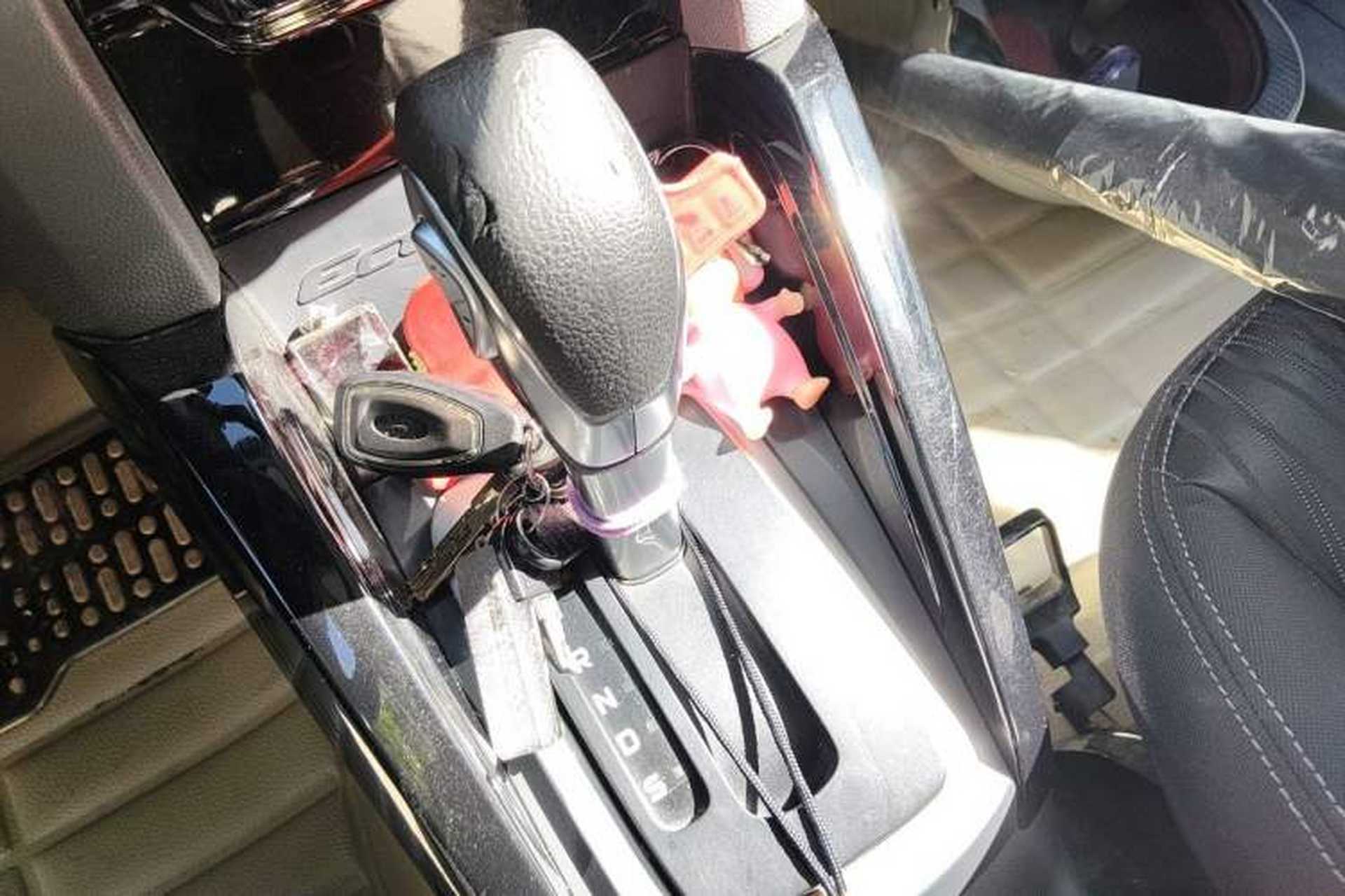 Used Ford EcoSport 2013 1.5L Automatic Prestige Model Gear Lever