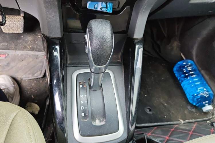 Used Ford EcoSport 2013 1.5L Automatic Fashion Model Gear Lever
