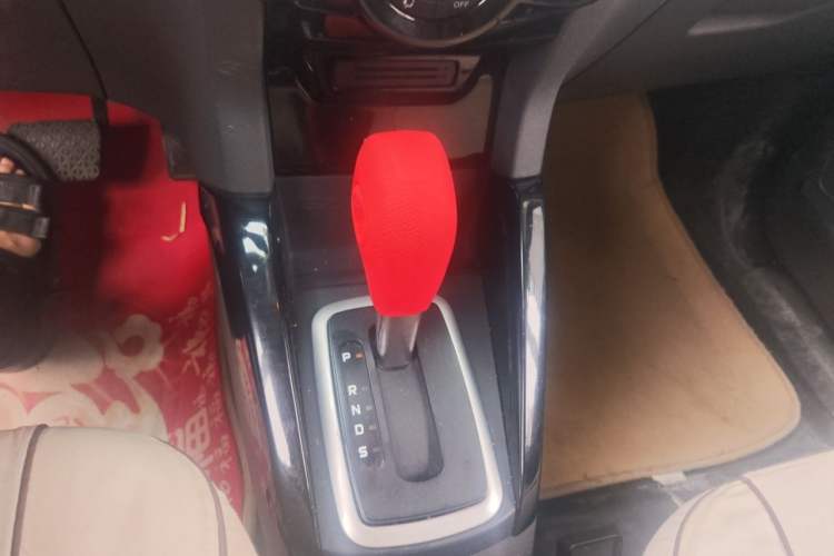 Used Ford EcoSport 2013 1.5L Automatic Prestige Model Gear Lever