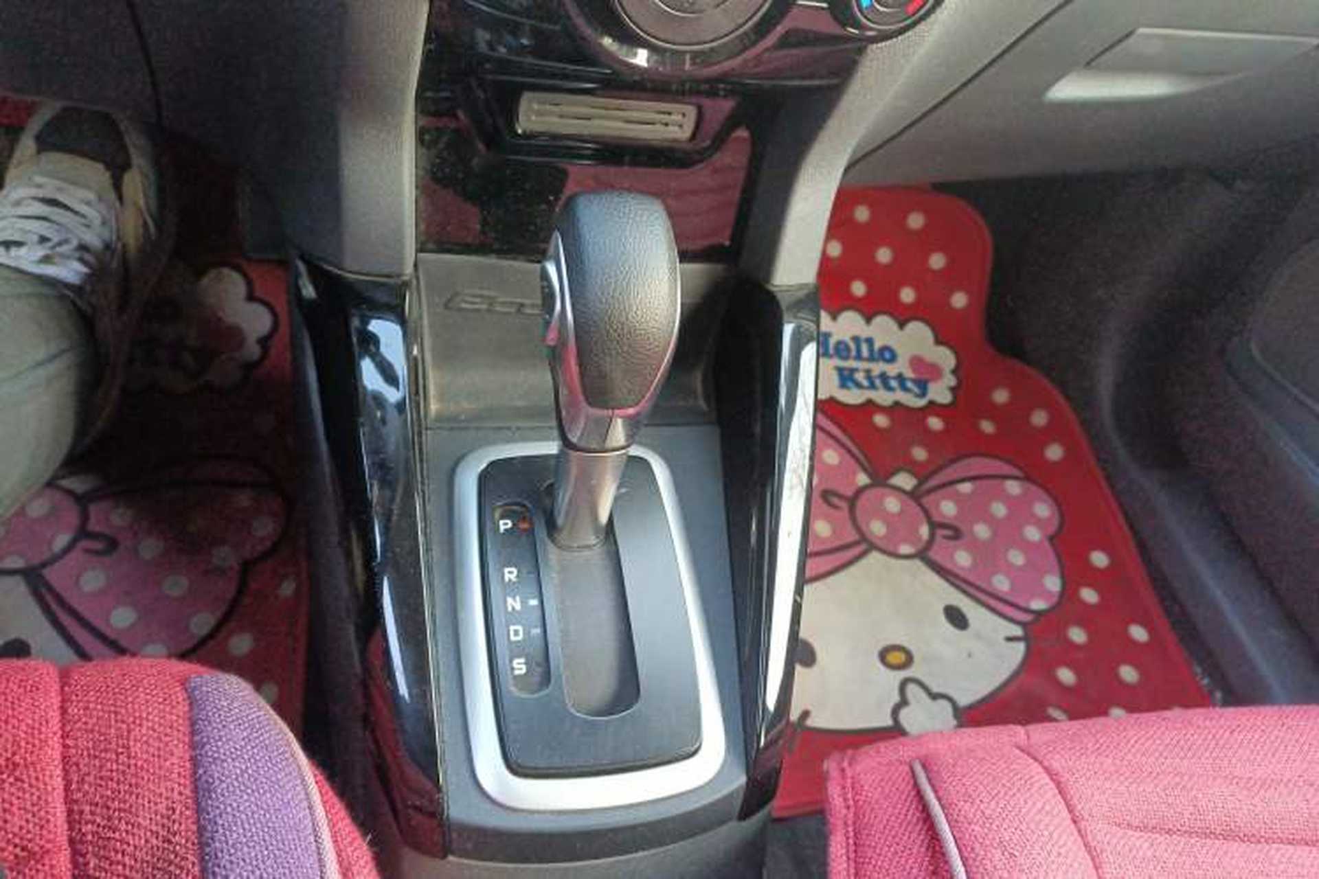 Used Ford EcoSport 2013 1.5L Automatic Fashion Model Gear Lever