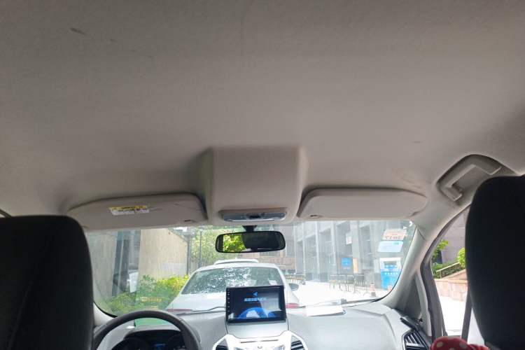 Used Ford EcoSport 2013 1.5L Automatic Fashion Model Headliner