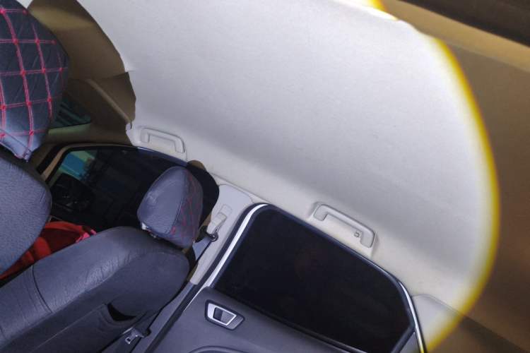 Used Ford EcoSport 2013 1.5L Automatic Fashion Model Headliner