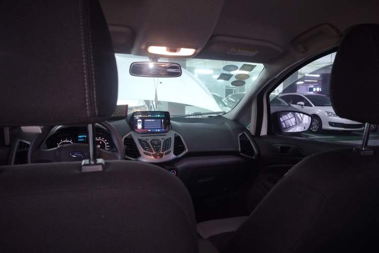 Used Ford EcoSport 2013 1.5L Manual Comfort Model Headliner