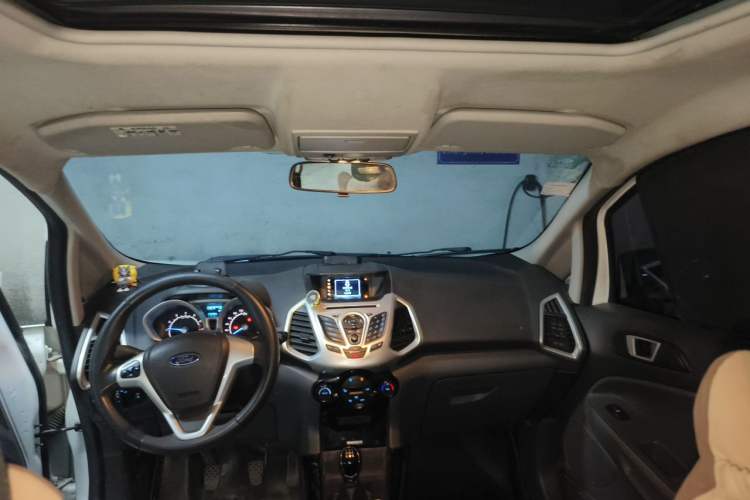 Used Ford EcoSport 2013 1.5L Manual Luxury Model Headliner