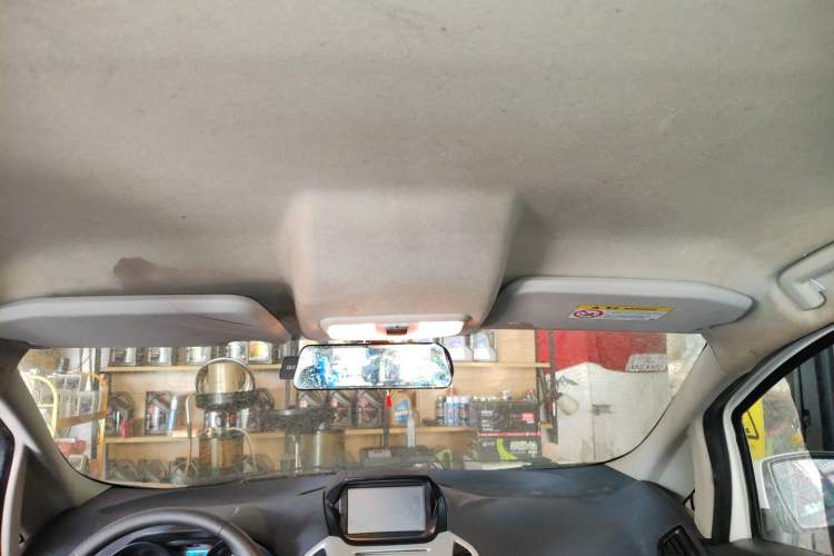Used Ford EcoSport 2013 1.5L Automatic Fashion Model Headliner