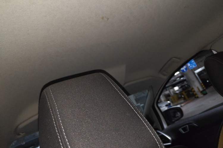 Used Ford EcoSport 2013 1.5L Automatic Fashion Model Headliner