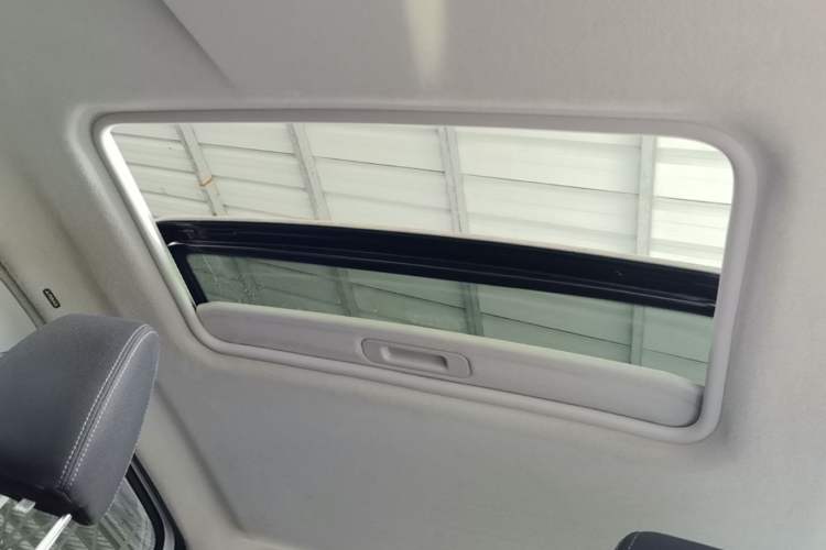 Used Ford EcoSport 2013 1.5L Automatic Prestige Model Headliner