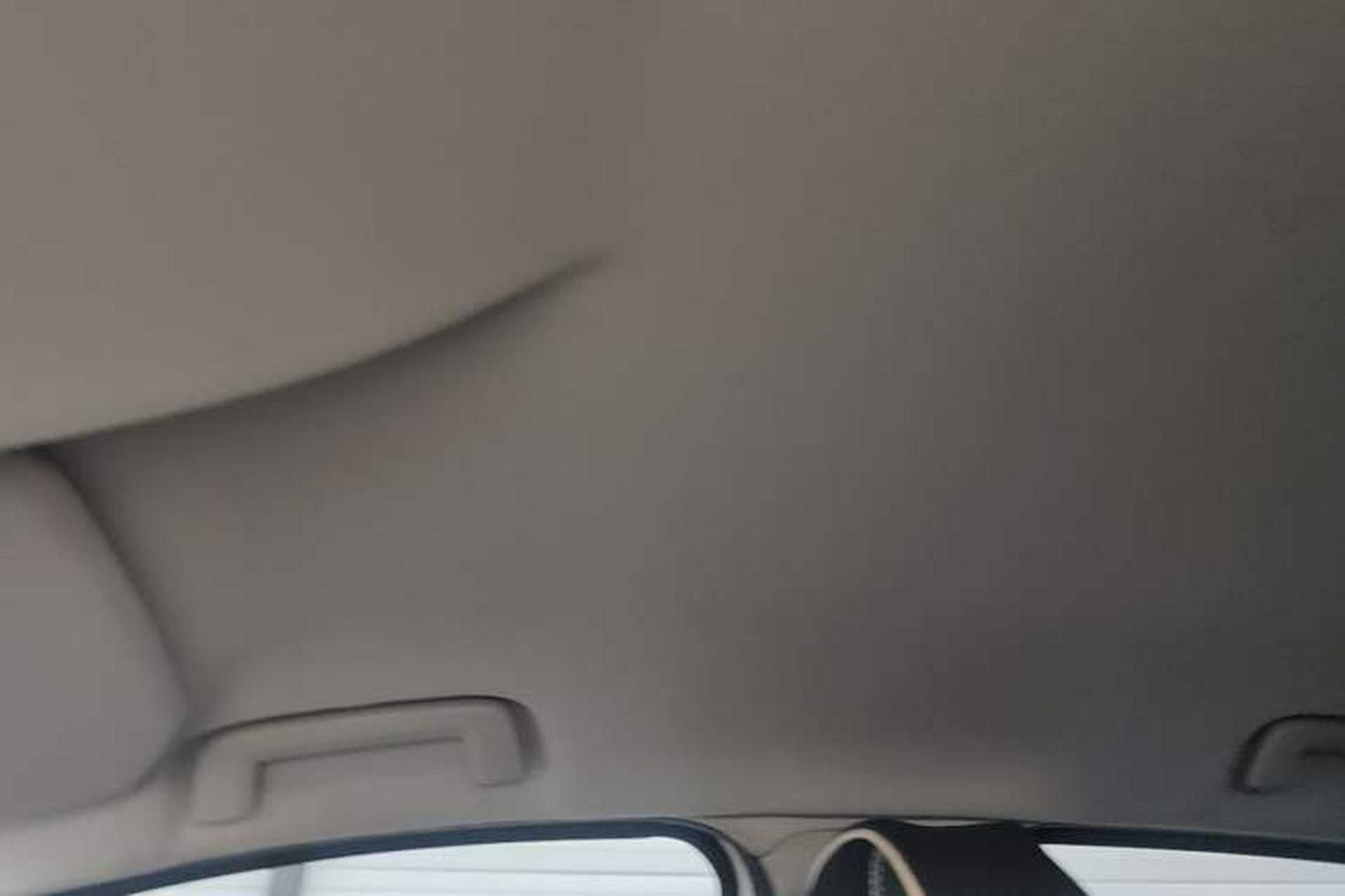 Used Ford EcoSport 2013 1.5L Manual Comfort Model Headliner