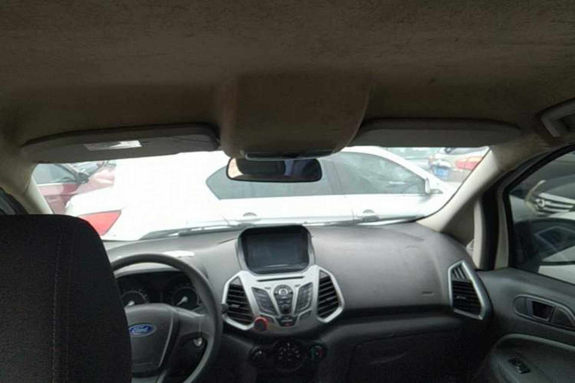 Used Ford EcoSport 2013 1.5L Manual Comfort Model Headliner