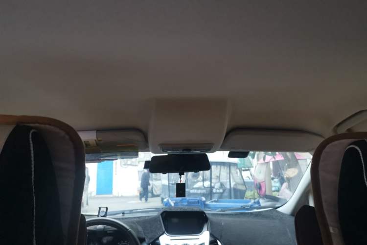 Used Ford EcoSport 2013 1.5L Automatic Fashion Model Headliner