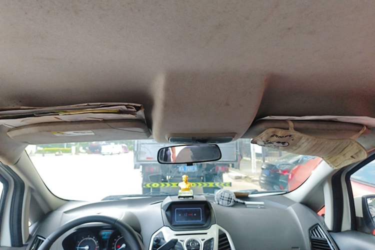 Used Ford EcoSport 2013 1.5L Automatic Fashion Model Headliner