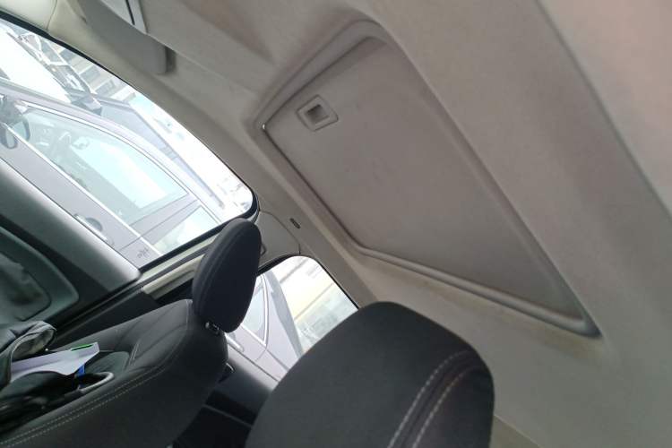 Used Ford EcoSport 2013 1.0L GTDi Manual Luxury Model Headliner