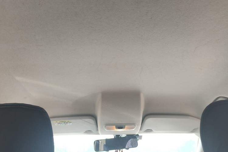 Used Ford EcoSport 2013 1.5L Automatic Fashion Model Headliner
