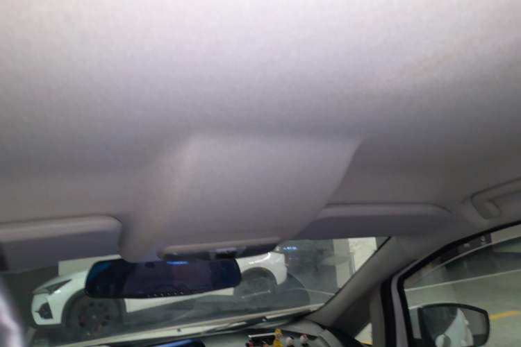 Used Ford EcoSport 2013 1.5L Automatic Fashion Model Headliner