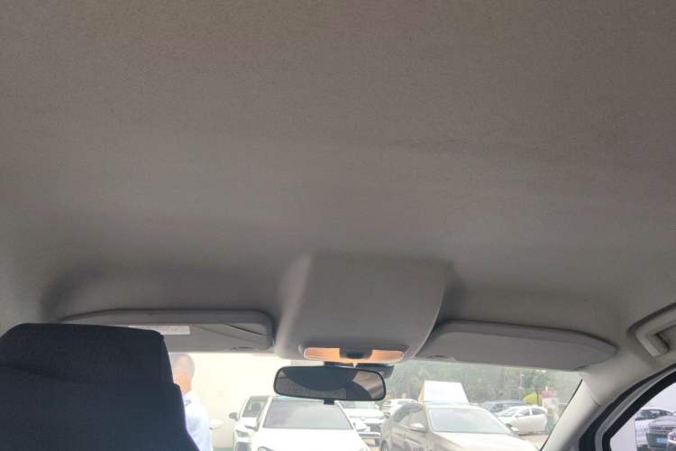 Used Ford EcoSport 2013 1.5L Manual Comfort Model Headliner