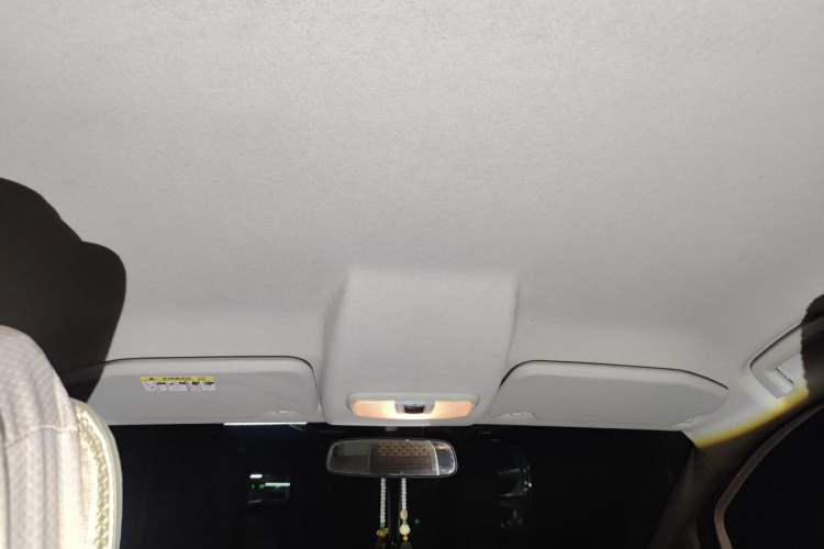 Used Ford EcoSport 2013 1.5L Manual Fashion Model Headliner