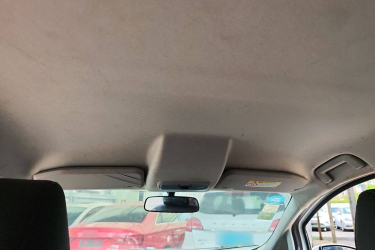 Used Ford EcoSport 2013 1.5L Manual Comfort Model Headliner