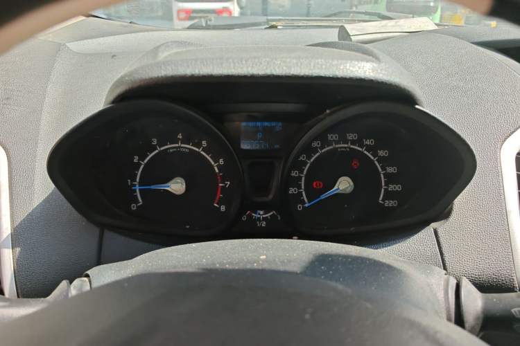 Used Ford EcoSport 2013 1.5L Automatic Fashion Model Instrument Cluster