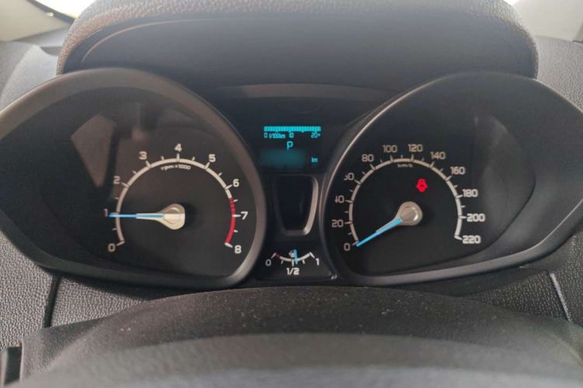 Used Ford EcoSport 2013 1.5L Automatic Fashion Model Instrument Cluster