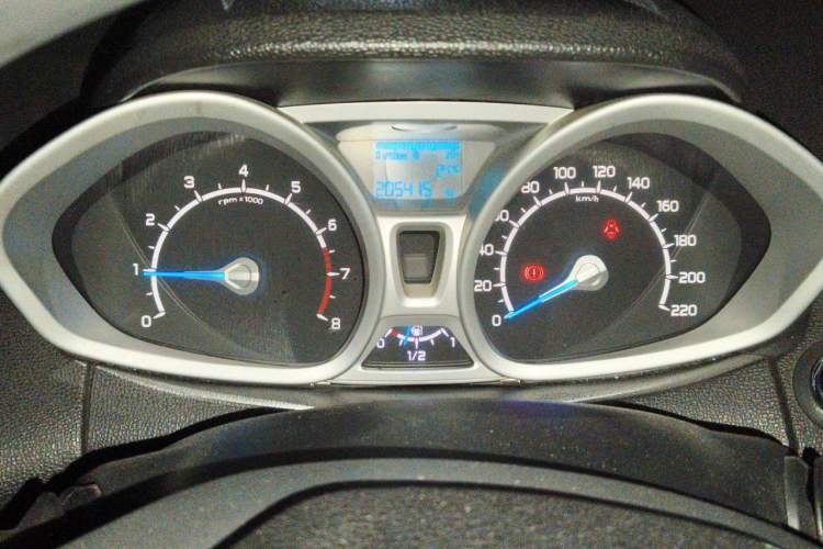 Used Ford EcoSport 2013 1.5L Manual Luxury Model Instrument Cluster