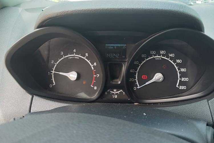 Used Ford EcoSport 2013 1.5L Manual Comfort Model Instrument Cluster