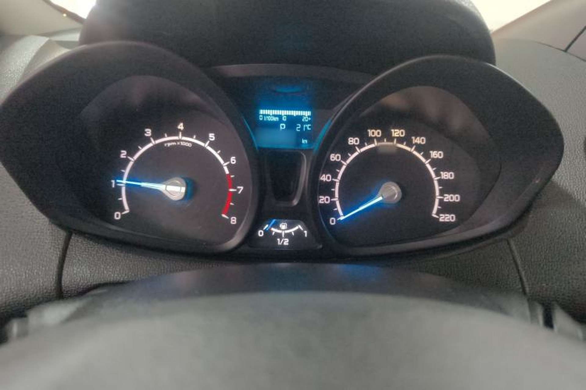 Used Ford EcoSport 2013 1.5L Automatic Fashion Model Instrument Cluster