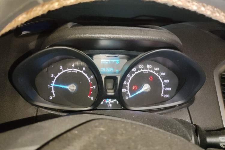 Used Ford EcoSport 2013 1.5L Manual Comfort Model Instrument Cluster