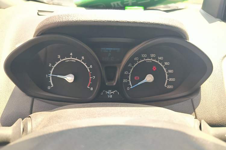 Used Ford EcoSport 2013 1.5L Automatic Fashion Model Instrument Cluster