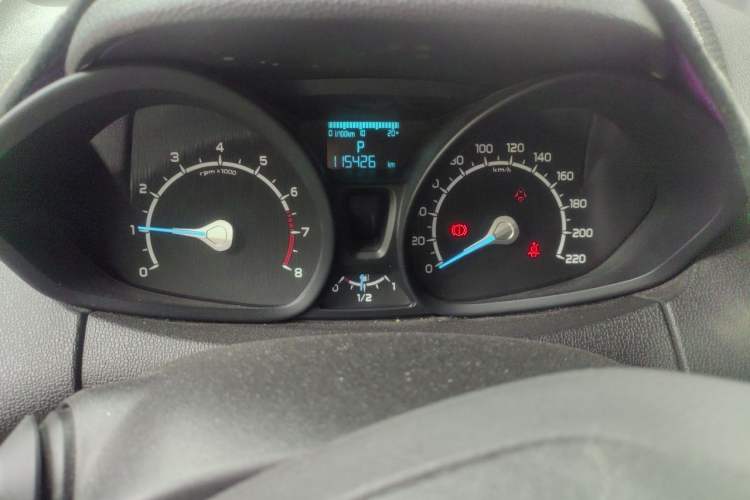 Used Ford EcoSport 2013 1.5L Automatic Fashion Model Instrument Cluster