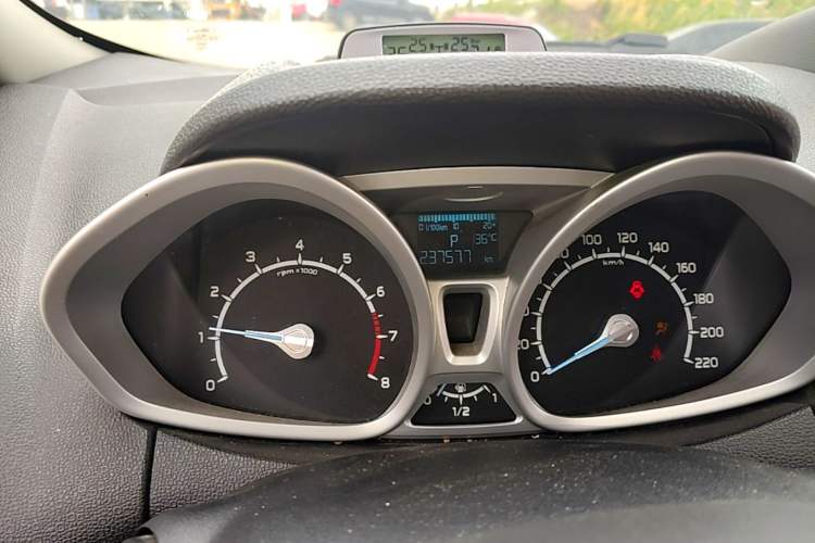 Used Ford EcoSport 2013 1.5L Automatic Prestige Model Instrument Cluster