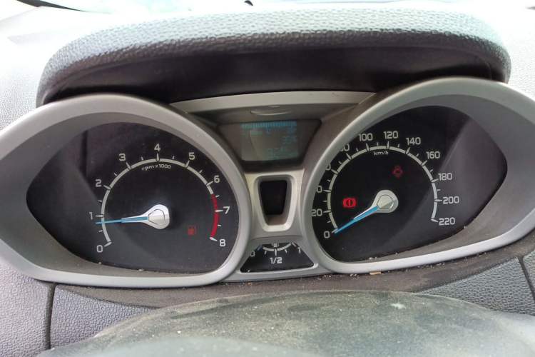 Used Ford EcoSport 2013 1.5L Manual Luxury Model Instrument Cluster