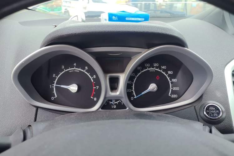 Used Ford EcoSport 2013 1.5L Manual Luxury Model Instrument Cluster