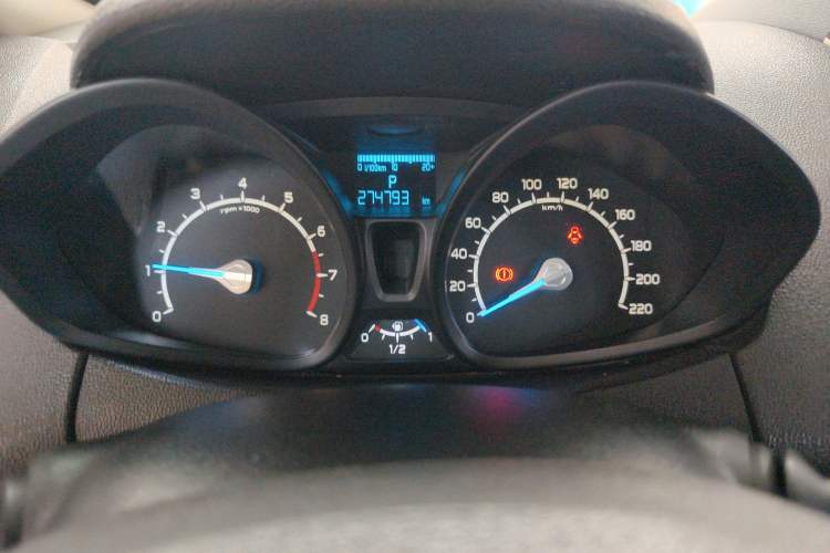 Used Ford EcoSport 2013 1.5L Automatic Fashion Model Instrument Cluster