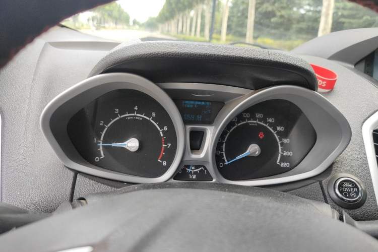 Used Ford EcoSport 2013 1.5L Manual Luxury Model Instrument Cluster