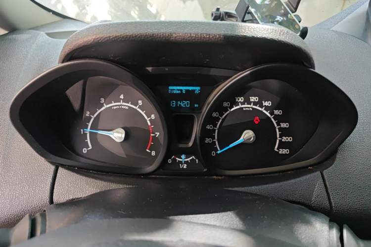 Used Ford EcoSport 2013 1.5L Manual Comfort Model Instrument Cluster