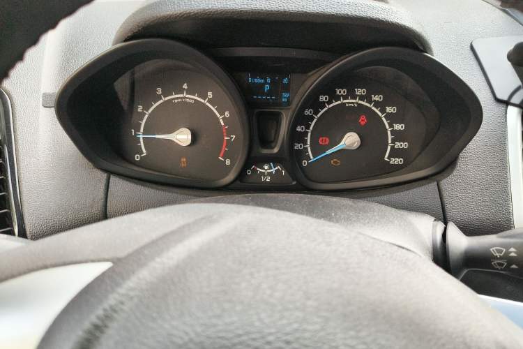 Used Ford EcoSport 2013 1.5L Automatic Fashion Model Instrument Cluster